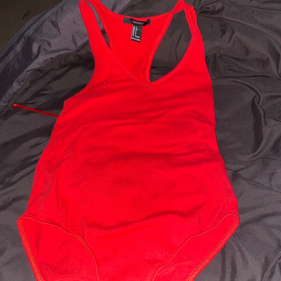 Deep red bodysuit - Picture 2 of 3